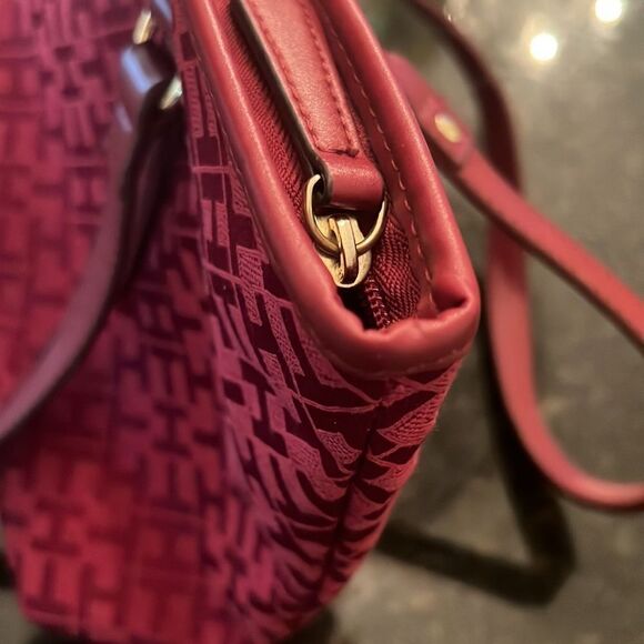 *Tommy Hilfiger* Ruby Red Monogram Shopper Handbag Tote - Picture 11 of 14